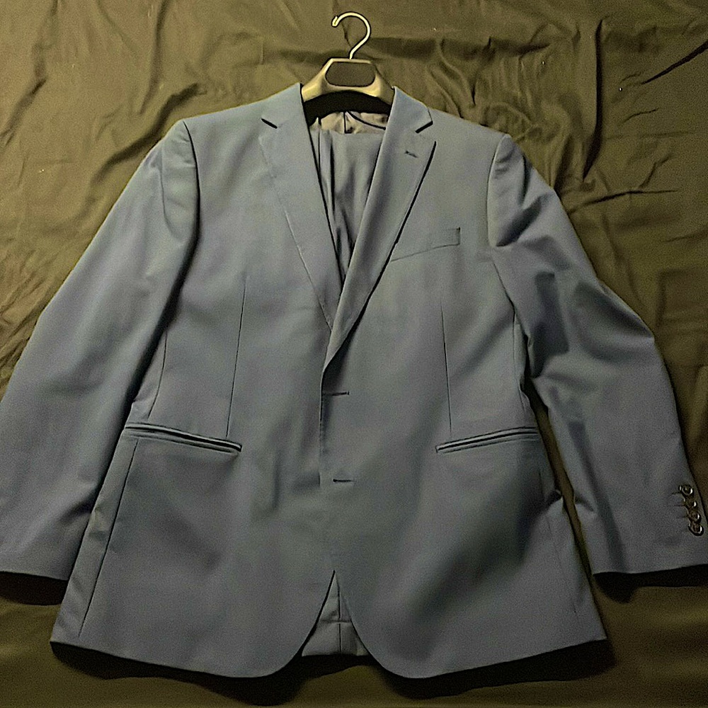 I got a better Blue suit and don't need this.